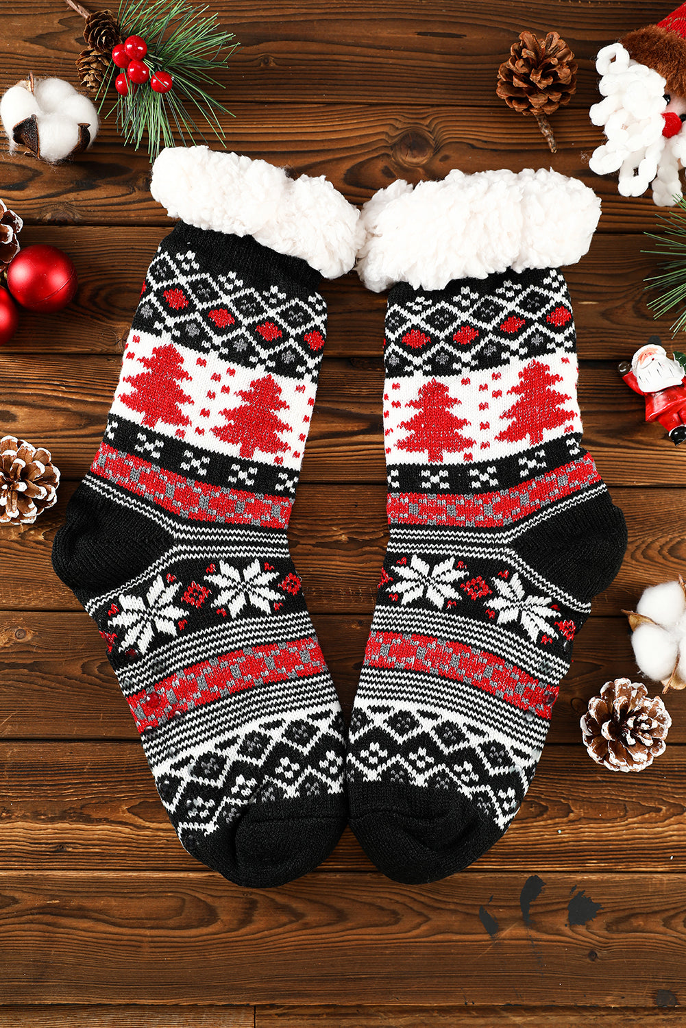 Fiery Red Christmas Tree Pattern Thermal Socks