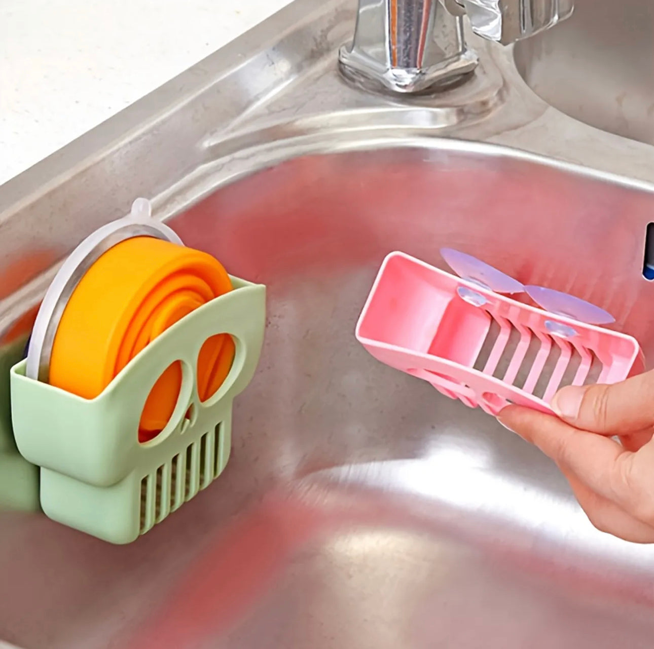 Organize Your Kitchen Sink with this Creative Dishwashing Sponge Draining Rack!