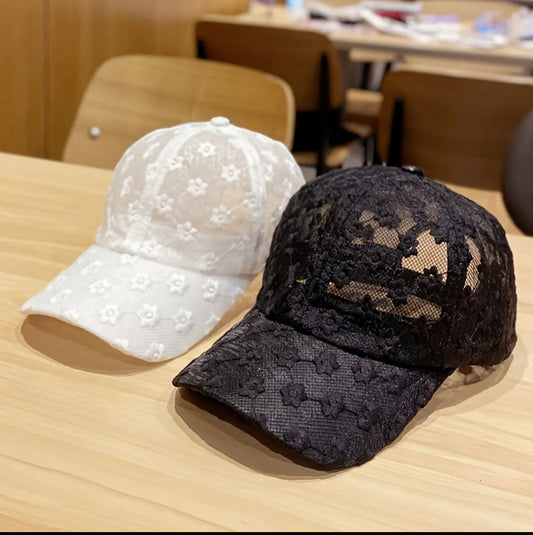 Women's Sun Hat: Breathable Lace Baseball Cap with Sunscreen & Adjustable Fit